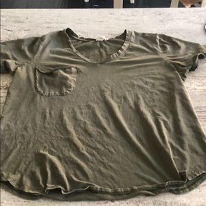 Women’s white crow tee